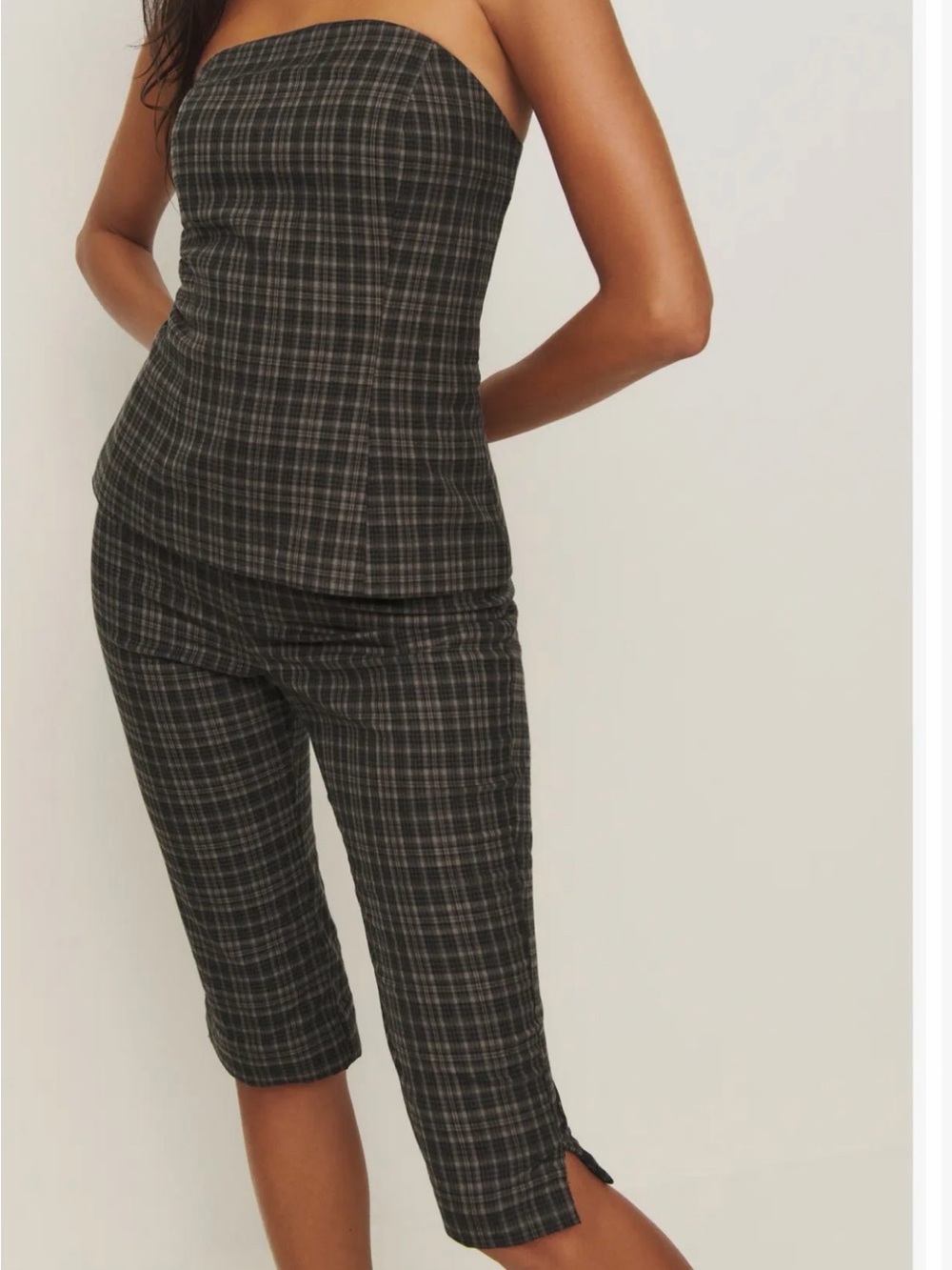 Reformation 2 piece set: Plaid Strapless Crop Top & Capri Pants Set - Black Gray